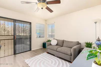 10472 N Fair Mountain Drive, Tucson, AZ 85737 - Photo 11