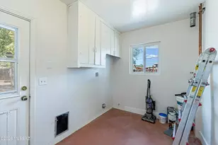 1101 E Hedrick Dr, Tucson, AZ 85719 - Photo 17