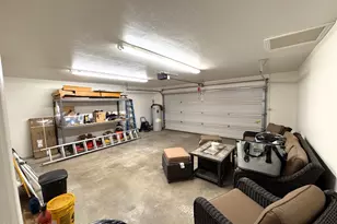 919 E Pinon Pl, Pearce, AZ 85625 - Photo 33