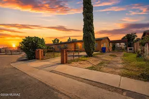 3249 S Capri Cir, Tucson, AZ 85713 - Photo 1
