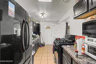 3249 S Capri Cir, Tucson, AZ 85713 - Photo 9