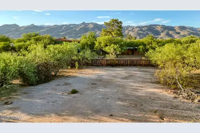3520 N Melpomene Way, Tucson, AZ 85749 - Photo 27