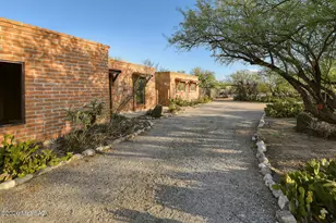 3520 N Melpomene Way, Tucson, AZ 85749 - Photo 1