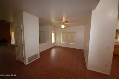 5120 E Woodgate Lane, Tucson, AZ 85712 - Photo 5
