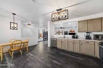 228 E Scarlet Maple Street, Sahuarita, AZ 85629 - Photo 5