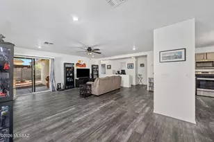 228 E Scarlet Maple St, Sahuarita, AZ 85629 - Photo 9