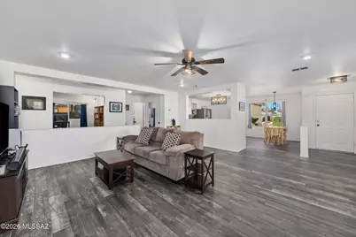 228 E Scarlet Maple Street, Sahuarita, AZ 85629 - Photo 9