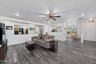 228 E Scarlet Maple St, Sahuarita, AZ 85629 - Photo 9