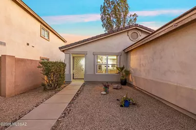 228 E Scarlet Maple Street, Sahuarita, AZ 85629 - Photo 3