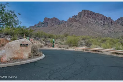 10130 N Cliff Dweller Place #30, Oro Valley, AZ 85737 - Photo 19