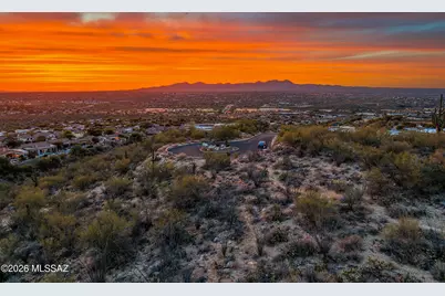 10130 N Cliff Dweller Place #30, Oro Valley, AZ 85737 - Photo 13