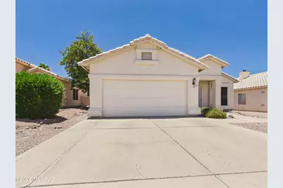 160 S Palace Gardens Drive, Tucson, AZ 85748 - Photo 1