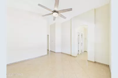7923 S Lennox Lane, Tucson, AZ 85747 - Photo 11