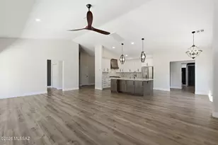 37805 S Desert Bluff Dr, Tucson, AZ 85739 - Photo 7