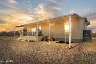 17811 W Husker Ln, Marana, AZ 85653 - Photo 23