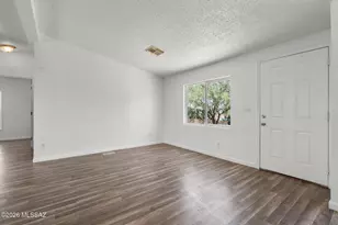 5955 S South Arrow Rd, Tucson, AZ 85757 - Photo 9