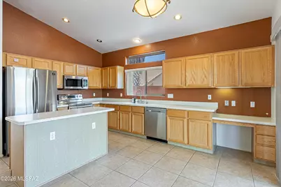 11109 N Eagle Crest Drive, Tucson, AZ 85737 - Photo 5