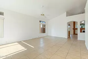 11109 N Eagle Crest Dr, Tucson, AZ 85737 - Photo 19