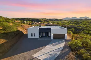 1057 Oso Ct, Rio Rico, AZ 85648 - Photo 3