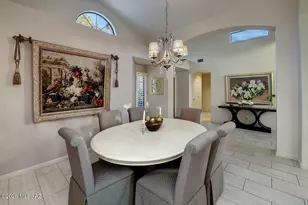 6081 N VÃ­a Del Tecaco, Tucson, AZ 85718 - Photo 9