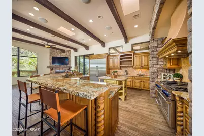 14225 N Rocking Ridge Court, Marana, AZ 85658 - Photo 13