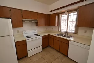 731 S Pantano Pkwy, Tucson, AZ 85710 - Photo 3