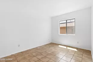 5242 W Canyon Towhee St, Tucson, AZ 85742 - Photo 23