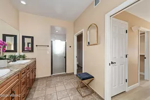 12801 N King Air Dr, Oro Valley, AZ 85755 - Photo 23