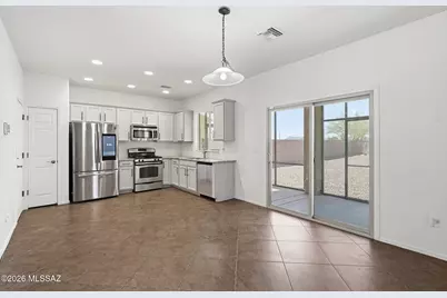 12063 W Formosa Lane, Marana, AZ 85653 - Photo 9