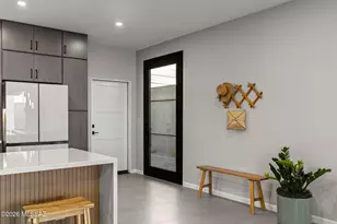 935 S Fremont Ave, Tucson, AZ 85719 - Photo 7