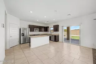 10130 N Guayacan Trail, Marana, AZ 85653 - Photo 9