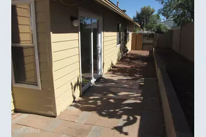 9946 E Leila Drive, Tucson, AZ 85730 - Photo 21