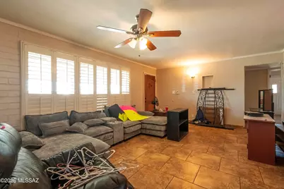 5632 E Calle Aurora, Tucson, AZ 85711 - Photo 9