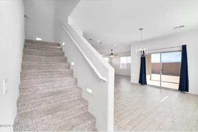 7801 S Walnutview Drive, Tucson, AZ 85757 - Photo 11