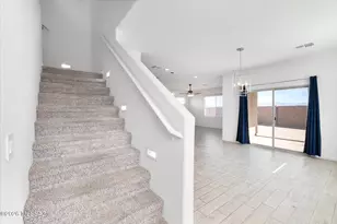 7801 S Walnutview Dr, Tucson, AZ 85757 - Photo 11