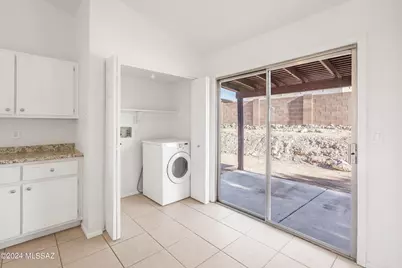 7209 S Avenida Del Nopal, Tucson, AZ 85746 - Photo 11