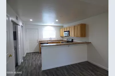 1077 N Riverside Drive #1, Tucson, AZ 85745 - Photo 3