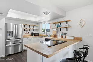 7425 N North Aire Ave, Tucson, AZ 85741 - Photo 15
