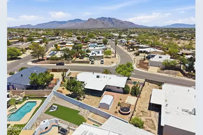 7425 N North Aire Avenue, Tucson, AZ 85741 - Photo 3