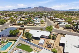 7425 N North Aire Ave, Tucson, AZ 85741 - Photo 3