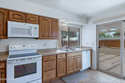 2672 S Black Moon Drive, Tucson, AZ 85730 - Photo 13