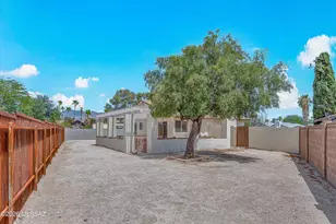 2672 S Black Moon Dr, Tucson, AZ 85730 - Photo 25