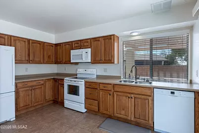 2672 S Black Moon Drive, Tucson, AZ 85730 - Photo 11