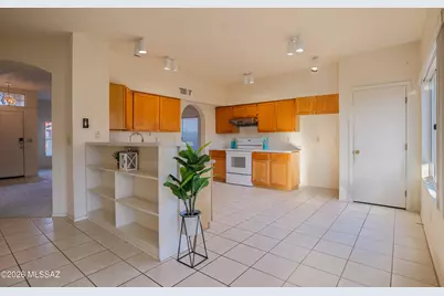 9413 N Warbler Place, Tucson, AZ 85742 - Photo 23