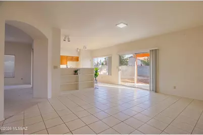 9413 N Warbler Place, Tucson, AZ 85742 - Photo 13