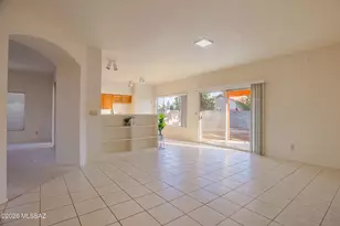 9413 N Warbler Pl, Tucson, AZ 85742 - Photo 13