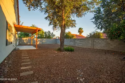 9413 N Warbler Place, Tucson, AZ 85742 - Photo 13