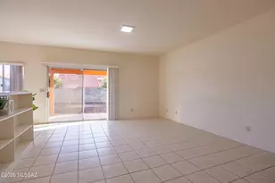 9413 N Warbler Pl, Tucson, AZ 85742 - Photo 9