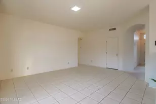 9413 N Warbler Pl, Tucson, AZ 85742 - Photo 11