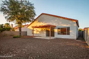 9413 N Warbler Pl, Tucson, AZ 85742 - Photo 5